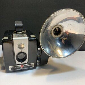 Vintage Kodak Brownie Hawkeye Flash Model Camera Untested
